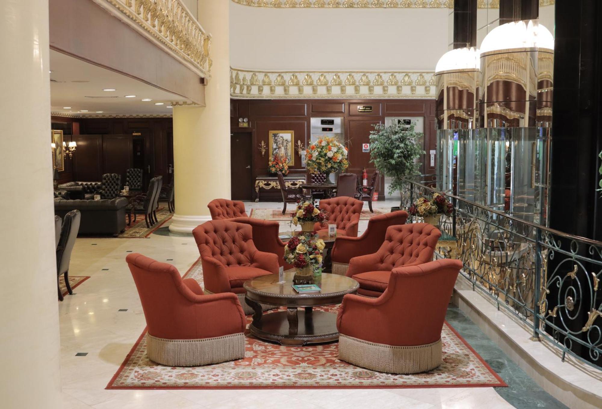 Habitat All Suites, Ель-Хубар Екстер'єр фото Lobby