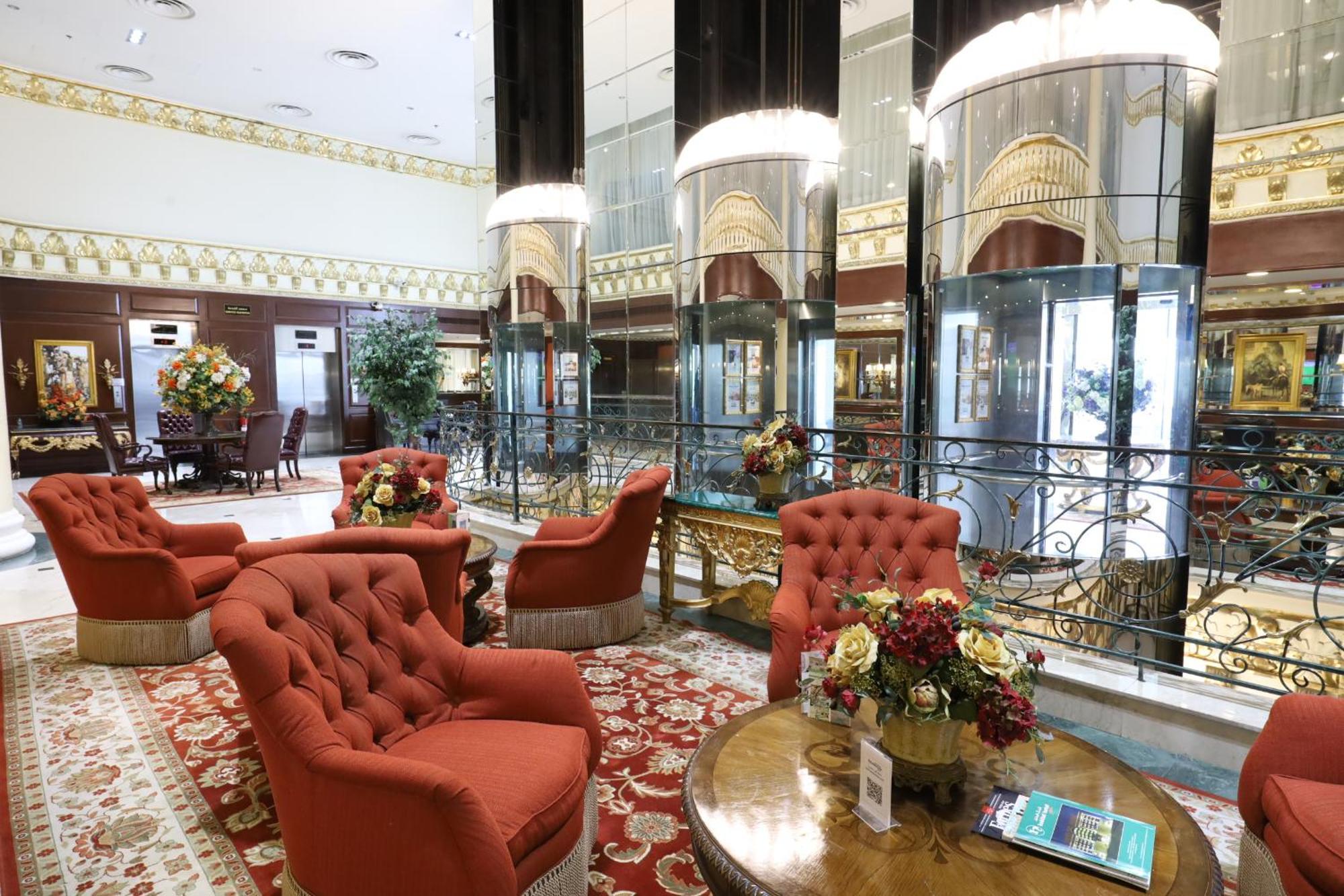 Habitat All Suites, Ель-Хубар Екстер'єр фото Lobby
